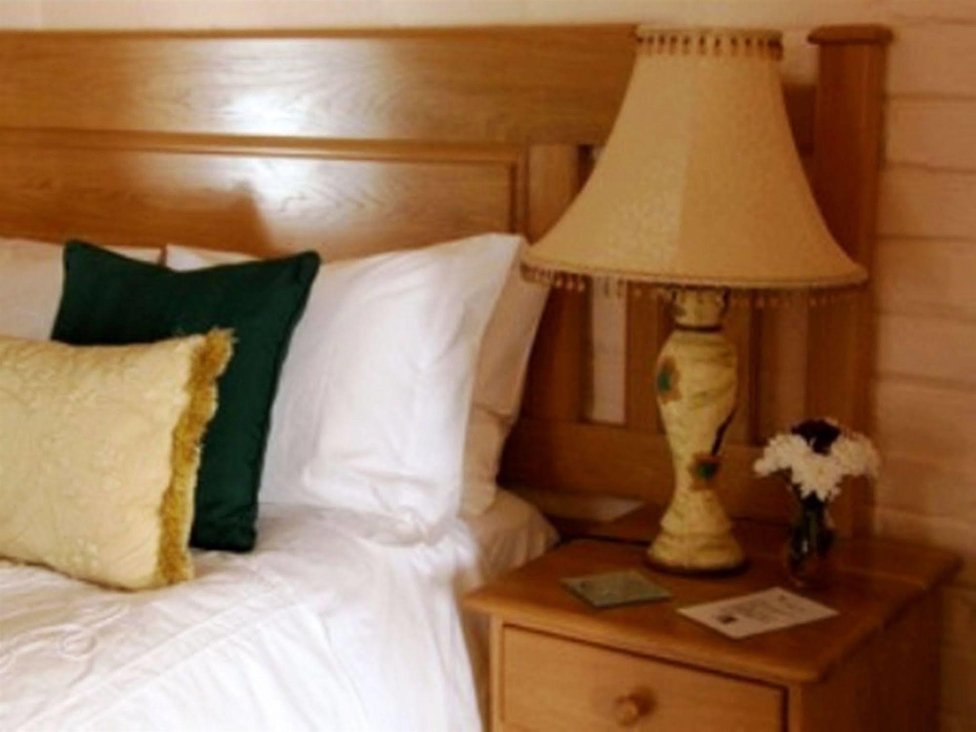 Hotel Edenwood House George Exterior foto